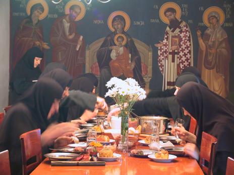 трпеза, манастир Воведение на Пресвета Богородица Елеуса, Велјуса